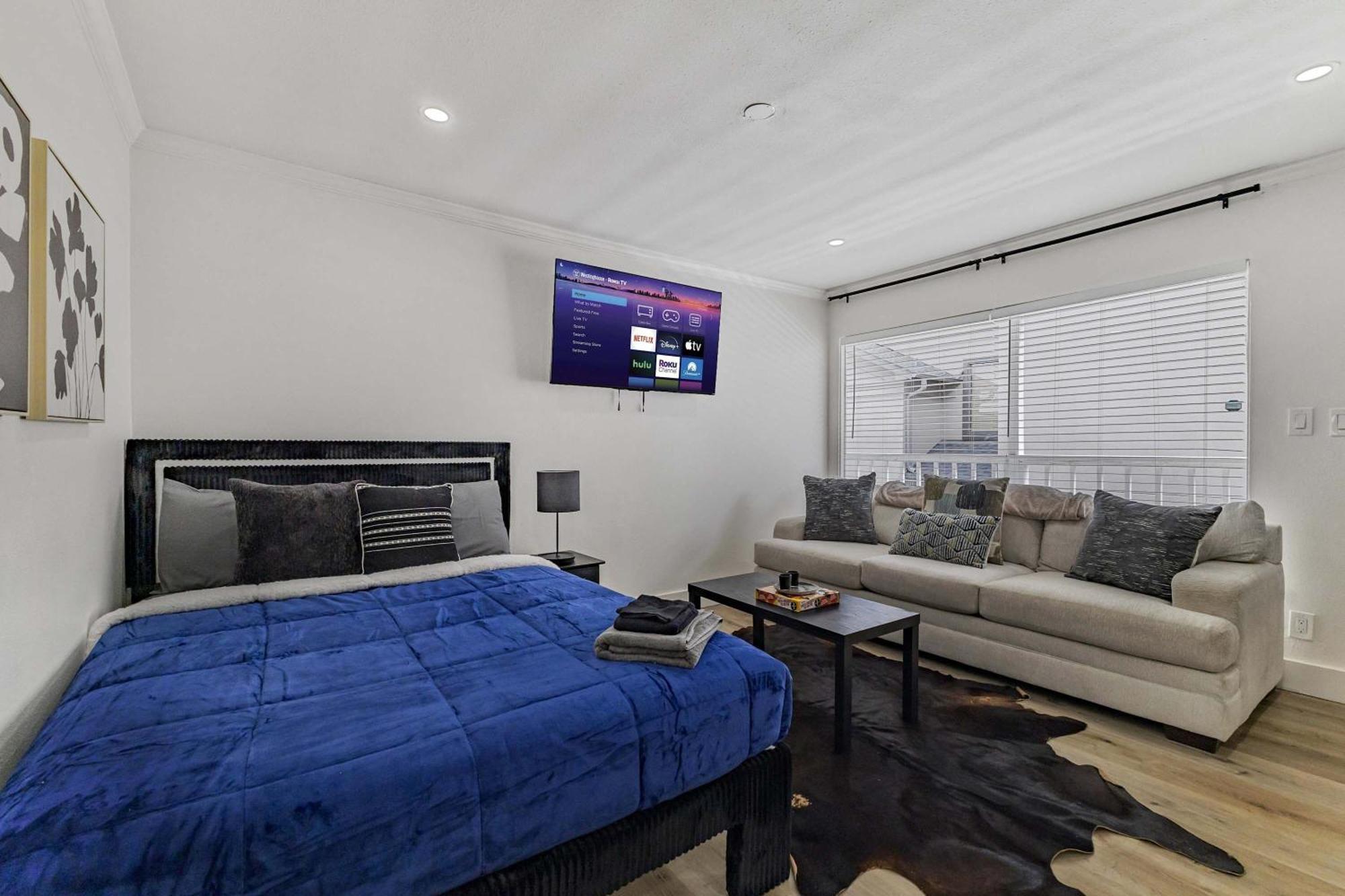 Montrose Living Prime Location Comfortable Beds